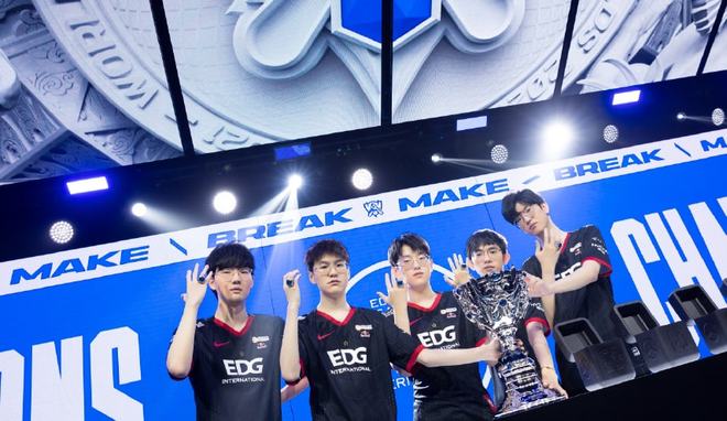 我们期待看 我们期待看