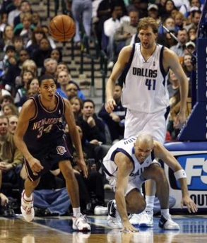 也帮助他在 也帮助他在